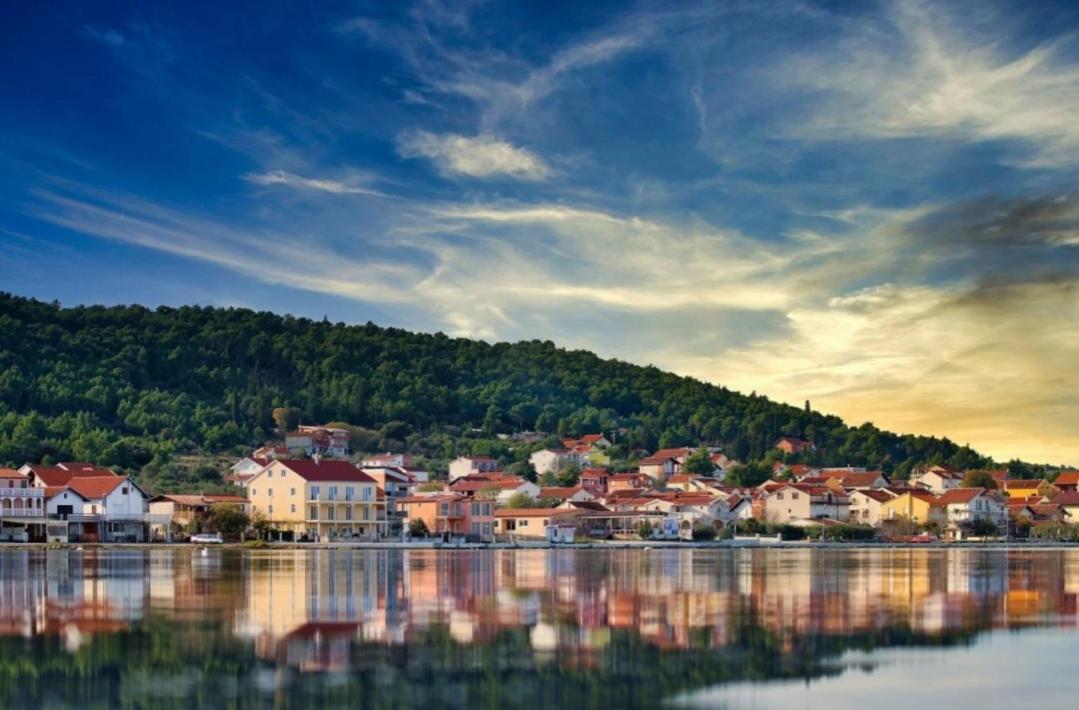 Nika Villa Bilice Eksteriør bilde